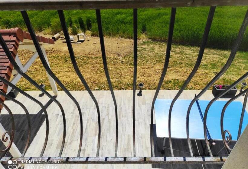 مبيت وإفطار Chambre D Hôtes Le Domaine Des Hirondelles