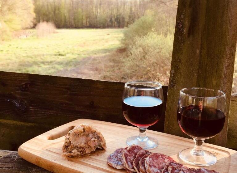 مبيت وإفطار Chambre Familiale élevage Girbal