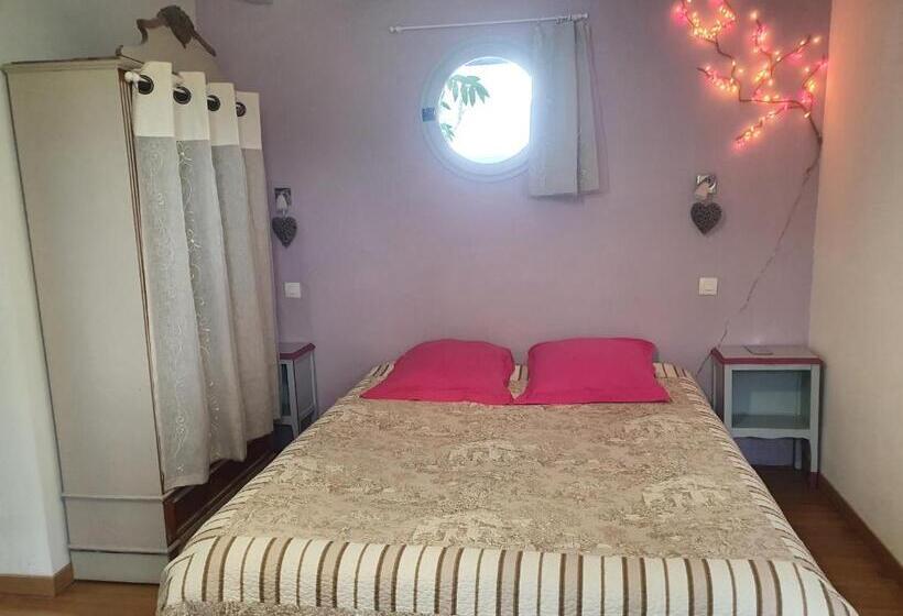 ベッドアンドブレックファースト Chambres D Hôtes Le Bois Des Frênes
