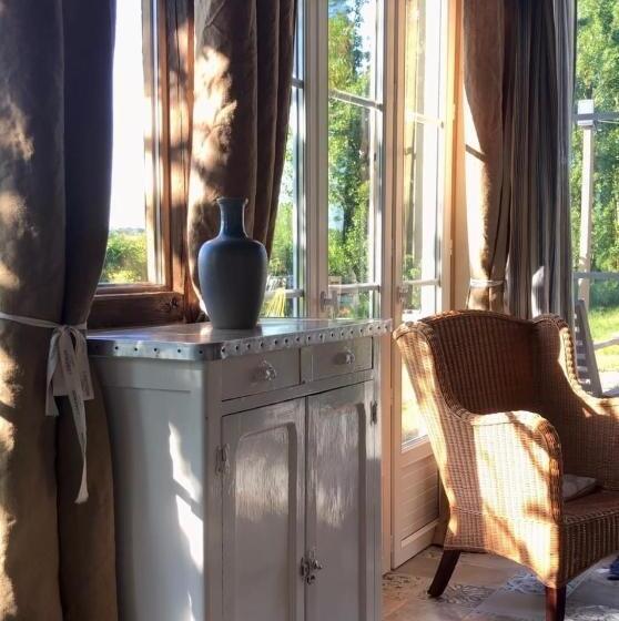 مبيت وإفطار Chambre D Hôtes Chez Gustave & Compagnie