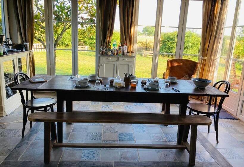 مبيت وإفطار Chambre D Hôtes Chez Gustave & Compagnie