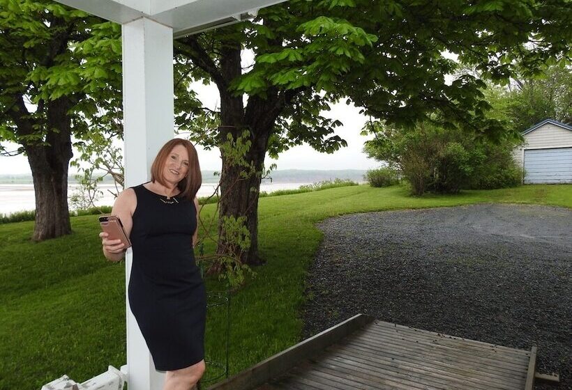 مبيت وإفطار Cresthaven By The Sea