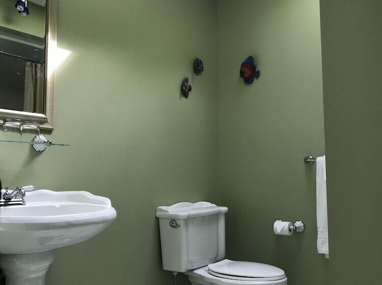 مبيت وإفطار Cresthaven By The Sea