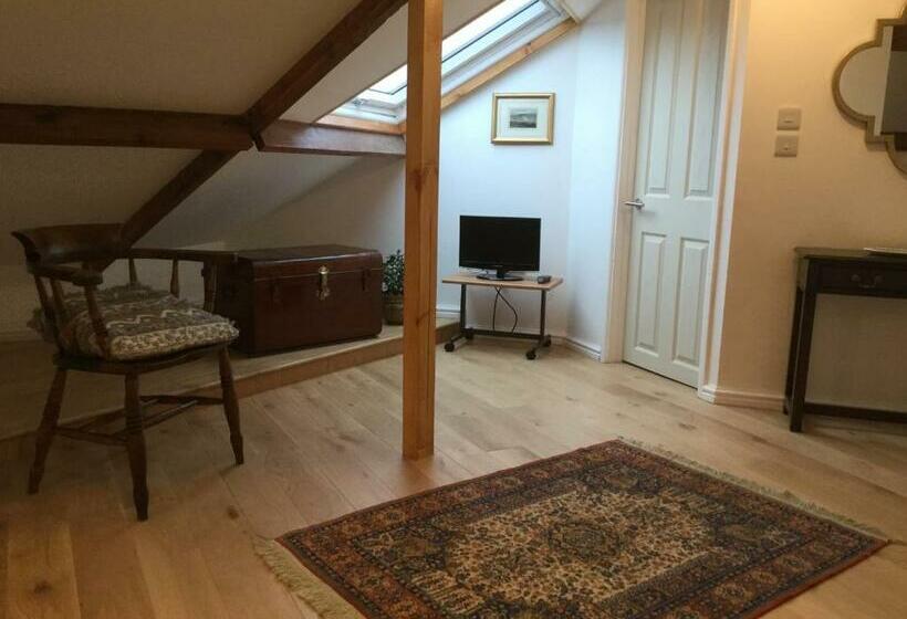 צימר Dwynant A Room With A View