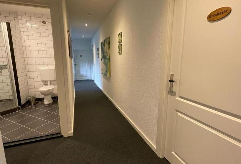 ベッドアンドブレックファースト Haus Kristal