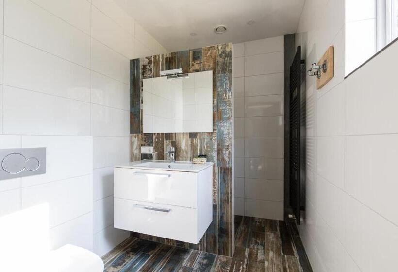 تختخواب و صبحانه In De Hei