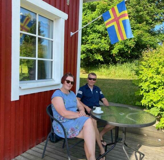 צימר Kastelholms Gästhem