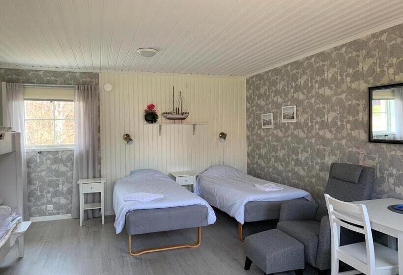 צימר Kastelholms Gästhem