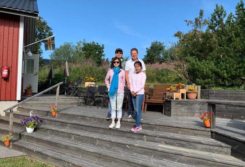 צימר Kastelholms Gästhem