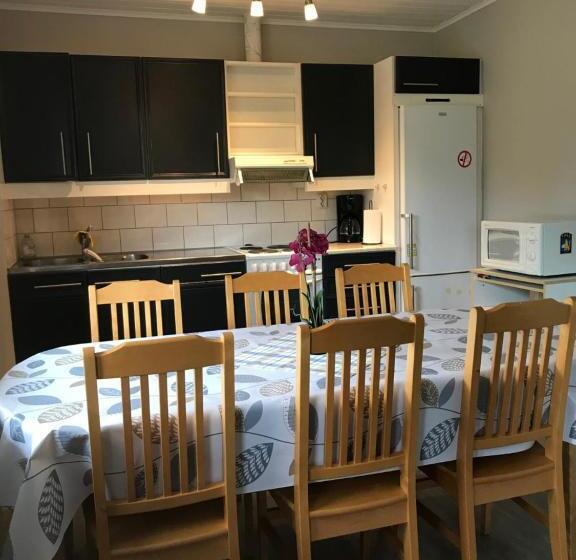 צימר Kastelholms Gästhem