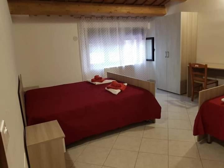 مبيت وإفطار L Oasi Di Rosi   Affittacamere