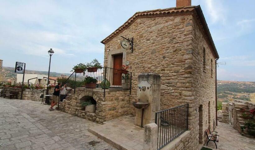 Bed and Breakfast L Orologio Casa Vacanze