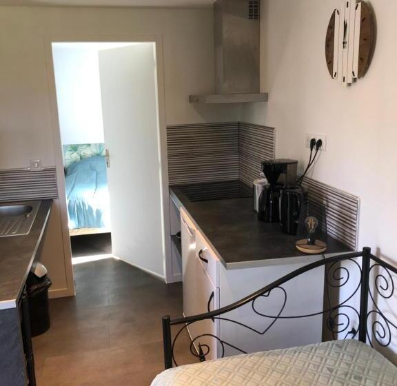 مبيت وإفطار Chez Fabrice