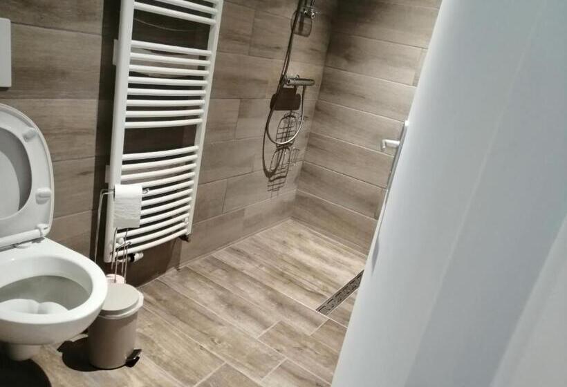 مبيت وإفطار Chez Fabrice