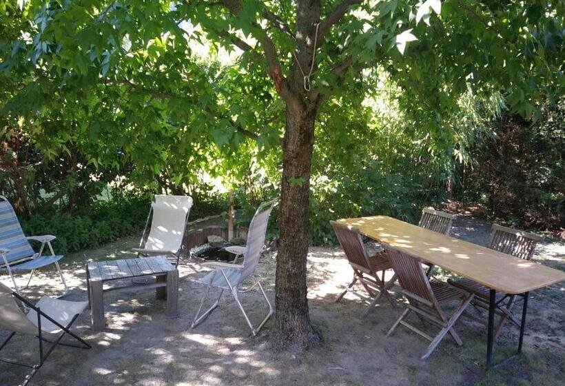 مبيت وإفطار La Marmotte De La Tour