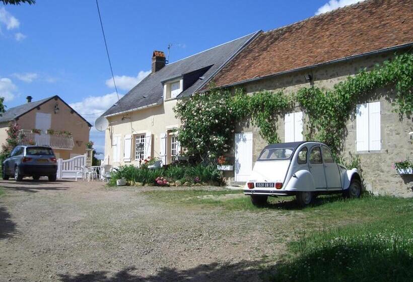 צימר La Petite Maison   L Ouche Charlot