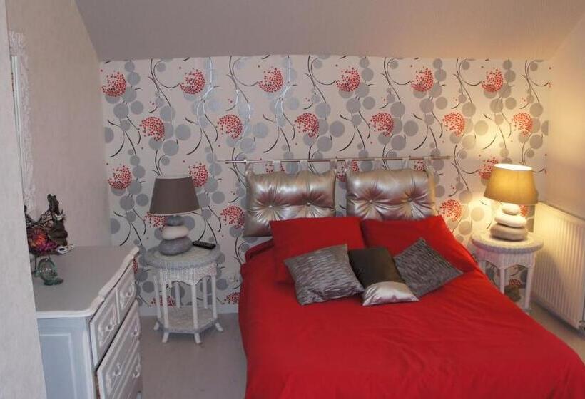 צימר La Petite Maison   L Ouche Charlot