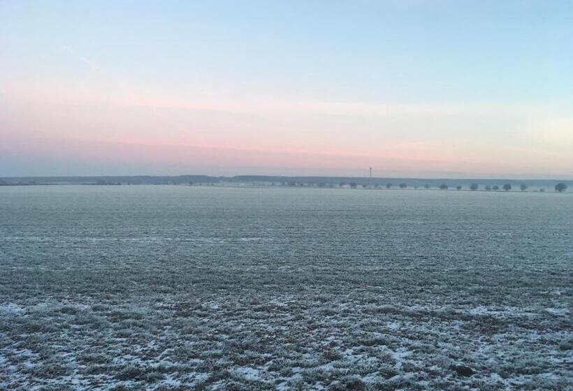 مبيت وإفطار Landhaus Nauenburg