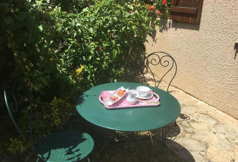 민박 Le Chant Des Oiseaux