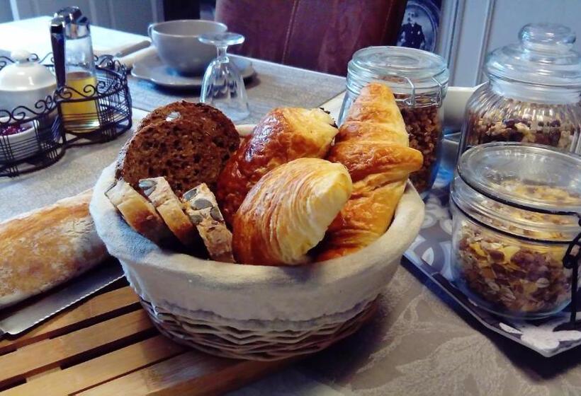 住宿加早餐  Le Clos Des Treilles