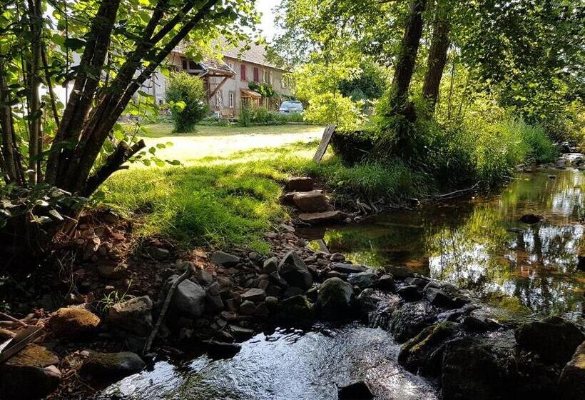 مبيت وإفطار Le Jardin Des Gouttes