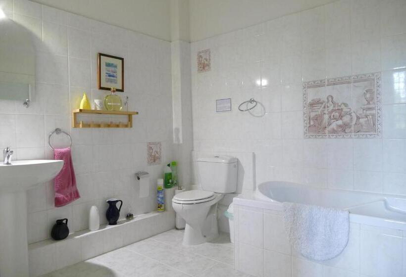 住宿加早餐  Le Logis Des Quatre Puits