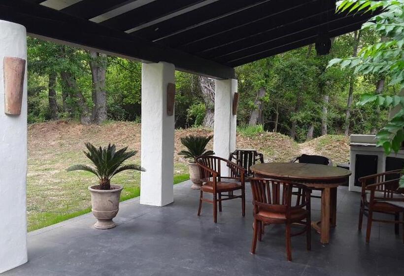 ベッドアンドブレックファースト Le Parc   Suite Climatisée