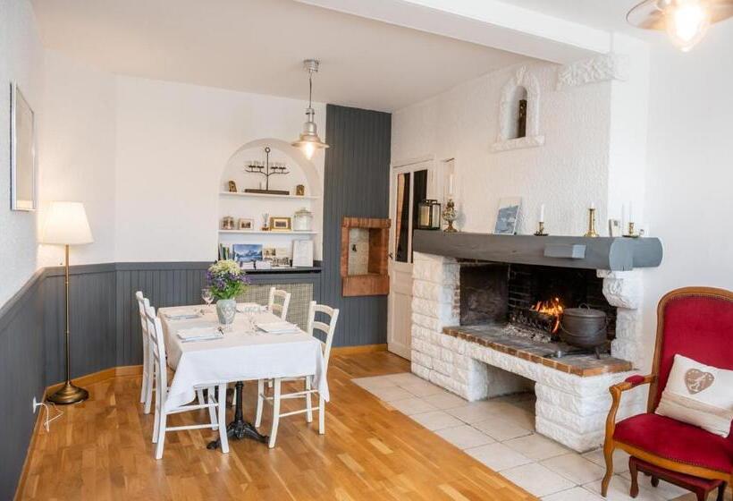 민박 Les Primeveres