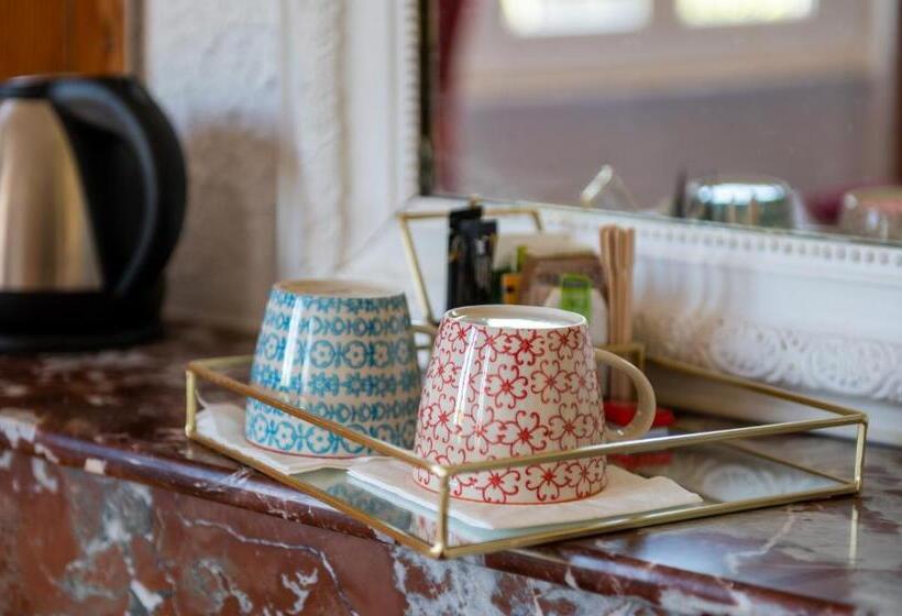 민박 Les Primeveres