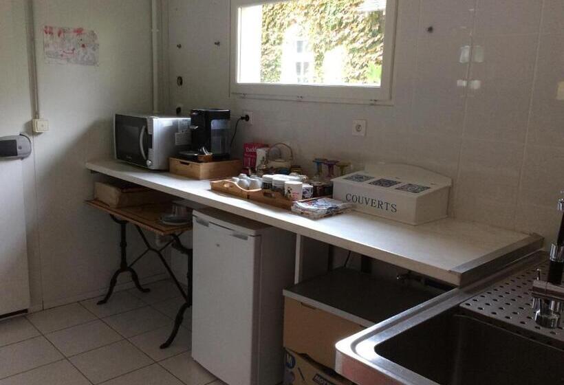 مبيت وإفطار L’orme Des Voyageurs