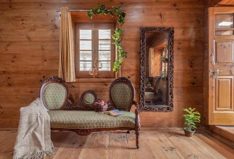 ベッドアンドブレックファースト Nirvana Homes Rarta