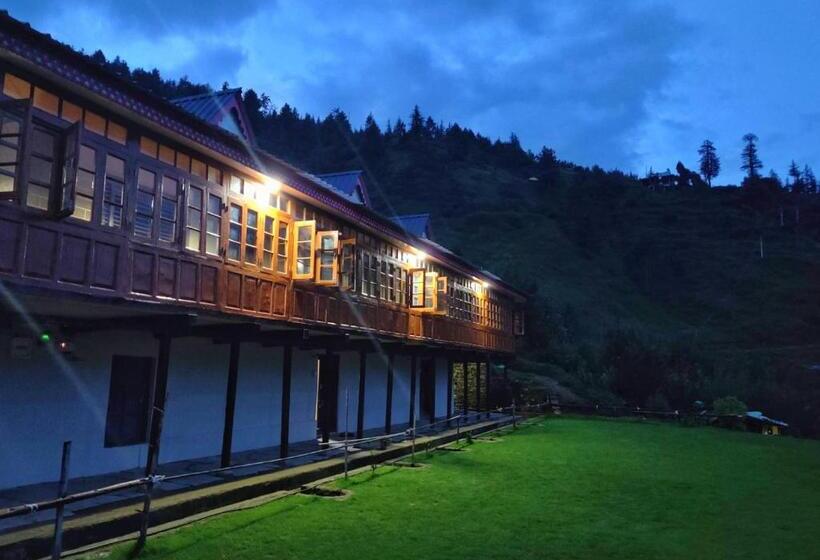 ベッドアンドブレックファースト Nirvana Homes Rarta