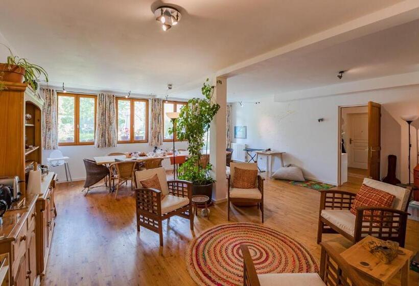 צימר Normandy Inn