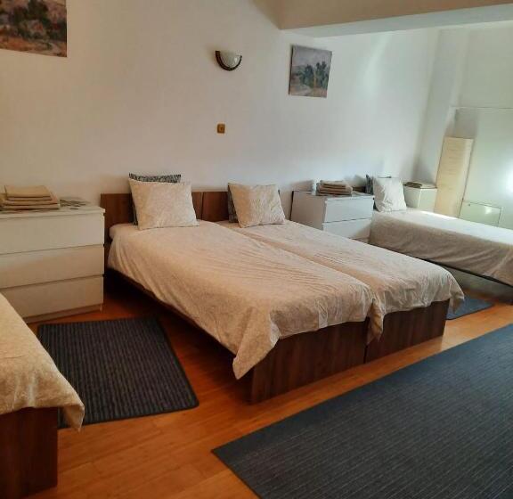 Bed and Breakfast Pensiunea Corbeanca   Cazare Si Evenimente