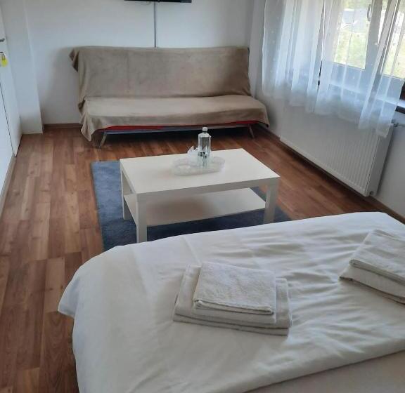 Bed and Breakfast Pensiunea Corbeanca   Cazare Si Evenimente