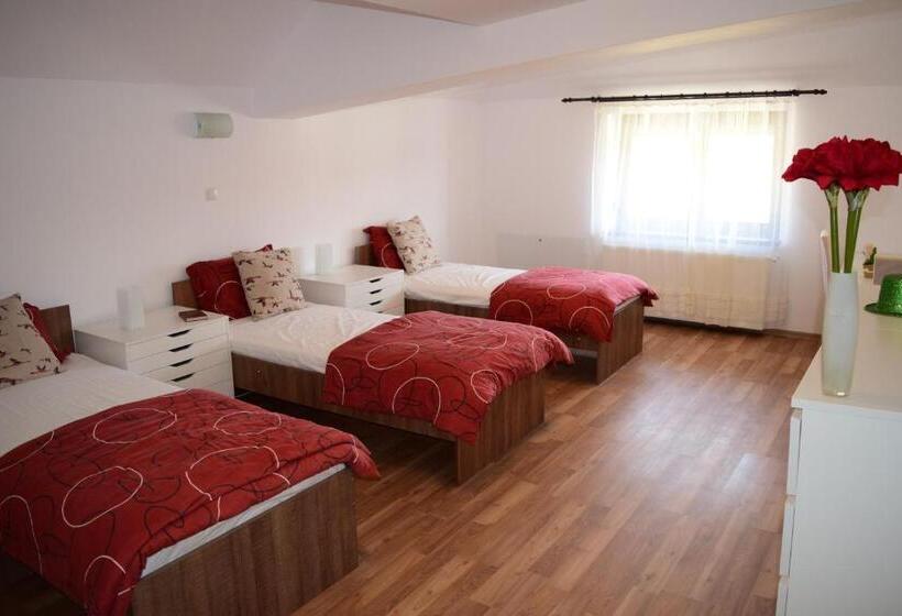 Bed and Breakfast Pensiunea Corbeanca   Cazare Si Evenimente