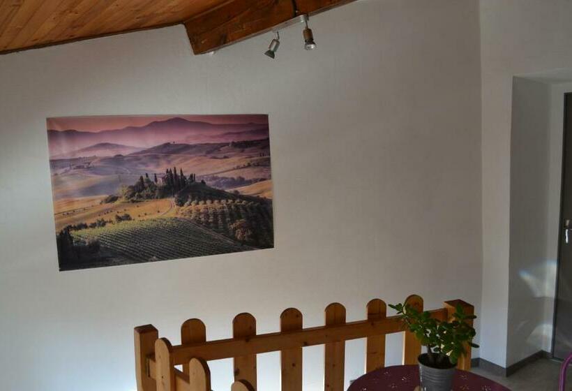 Bed and Breakfast Studio Indépendant Dans Maison à La Campagne
