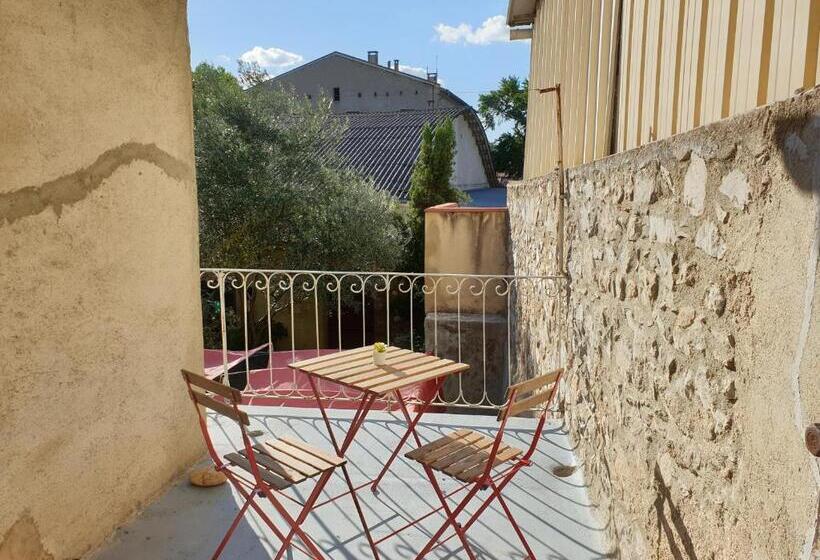 민박 Suite Privé Dans Maison De Village