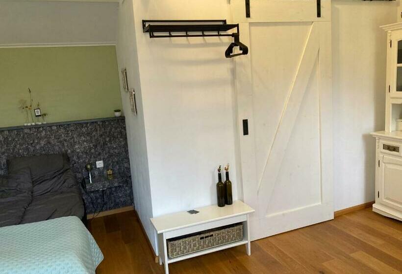 Bed and Breakfast T Hanennest