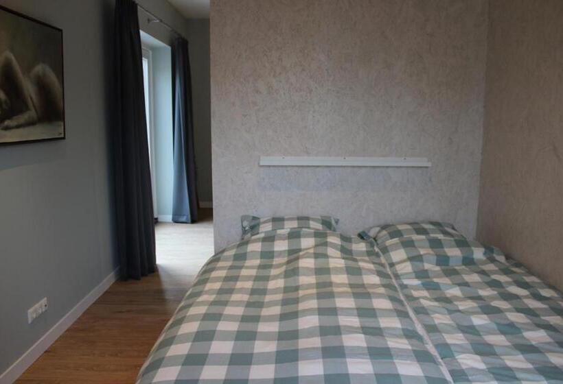 ベッドアンドブレックファースト Veldzicht Metslawier