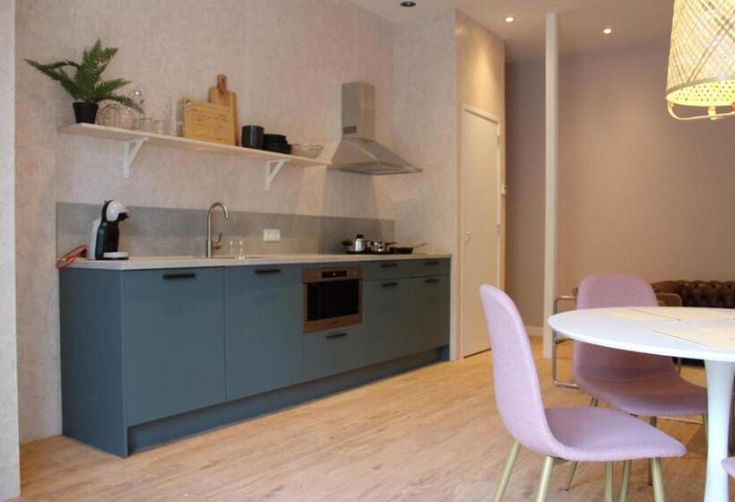 ベッドアンドブレックファースト Veldzicht Metslawier