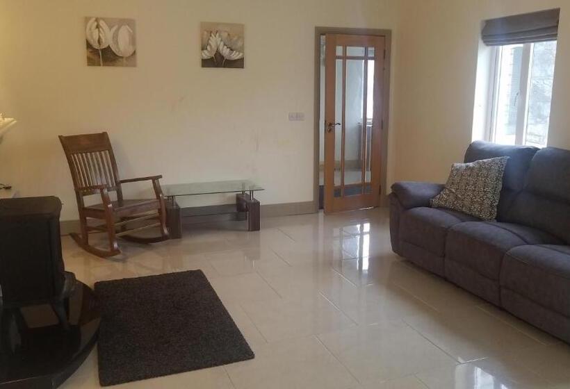 Burren Rock Farmhouse B&b