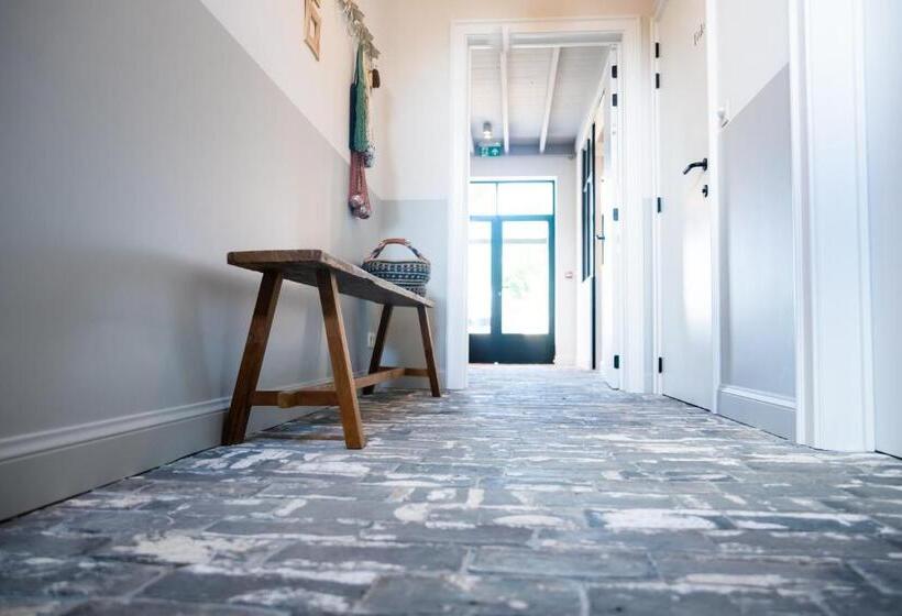 Cire Bed And Breakfast