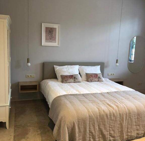 Cire Bed And Breakfast