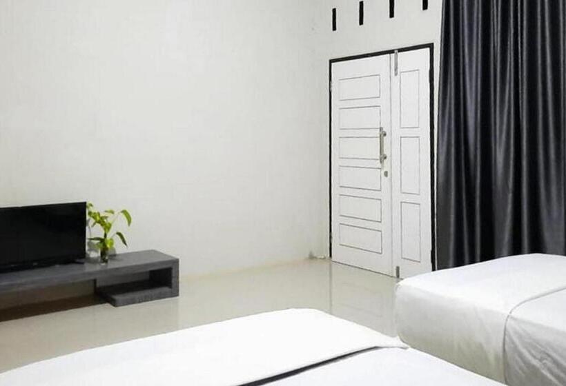 Hayori Hotel Redpartner