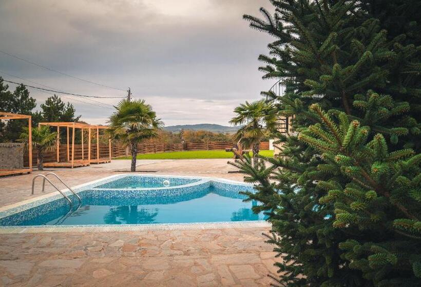 בית מלון כפרי хотелски комплекс копитото