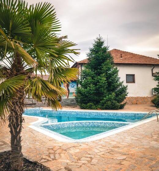 בית מלון כפרי хотелски комплекс копитото