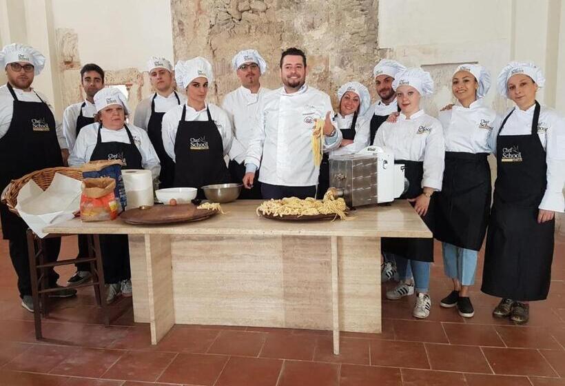 בית מלון כפרי Abbazia Ss. Quirico E Giulitta