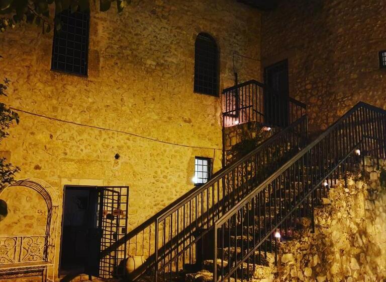 בית מלון כפרי Abbazia Ss. Quirico E Giulitta