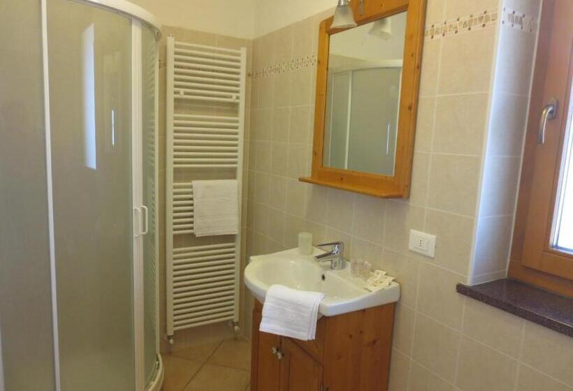 فندق Agritur Clementi